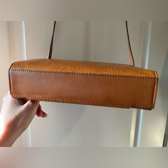 Burberry Crossbody Leather Unisex Bag - Picture 5 of 13